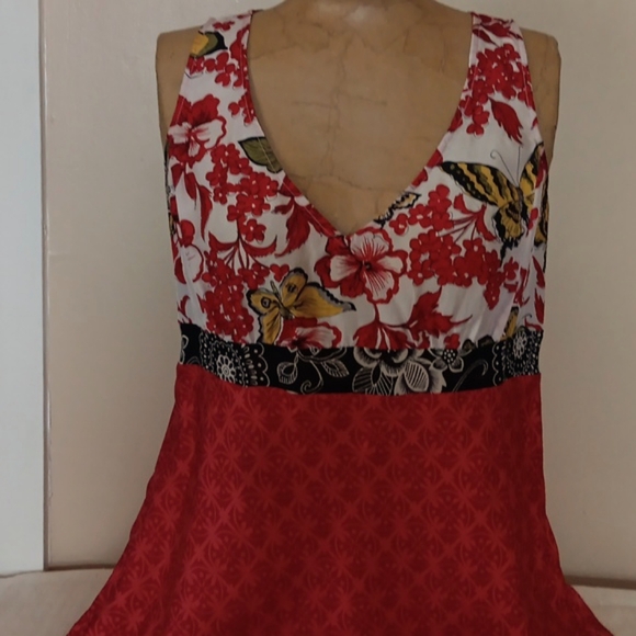 CAbi Silk Blouse In Red Hisbiscus Golden Butterly - Picture 2 of 15